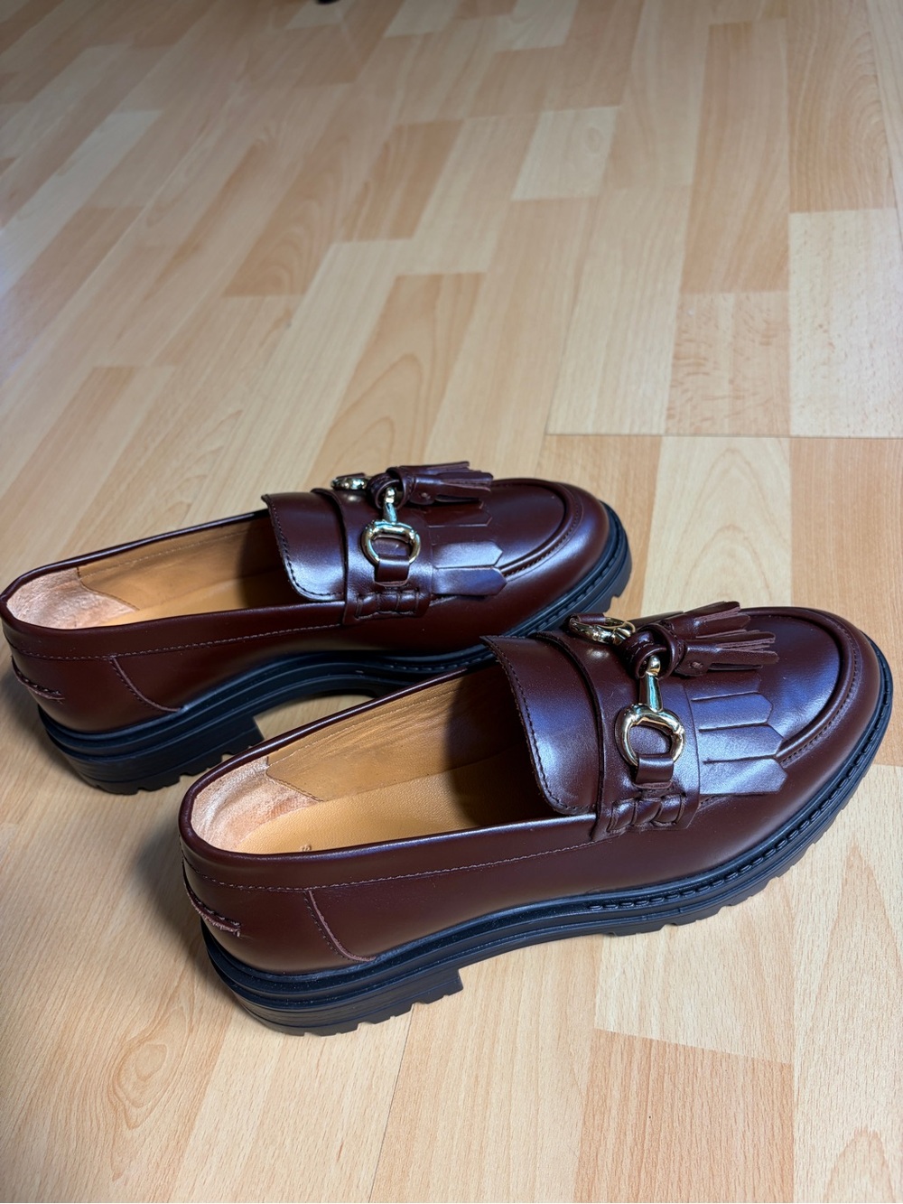 Sezane Brown Leather Tassel Loafers with Black Lug Sole - Picture 5 of 11